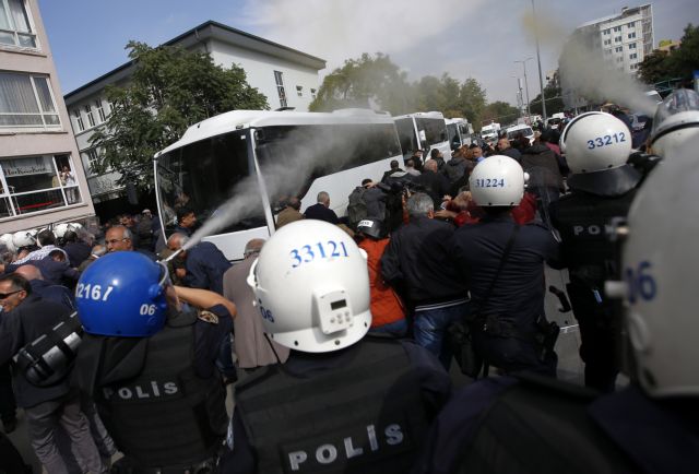 Βίαιη καταστολή διαδήλωσης φοιτητών στην Κωνσταντινούπολη